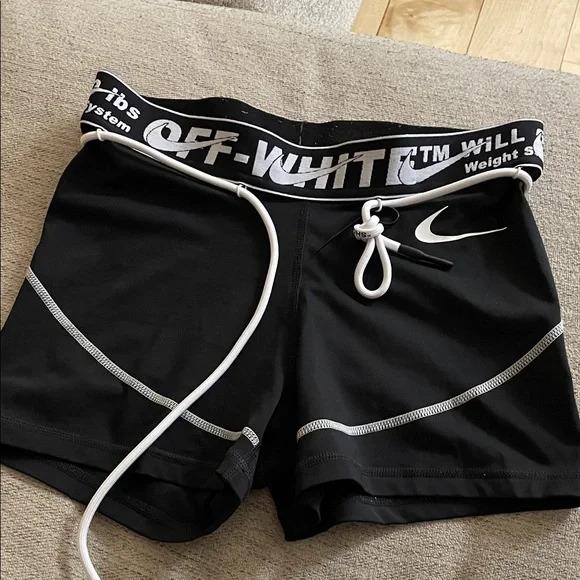 Off-White Nike. Flash - Picture 1 of 5